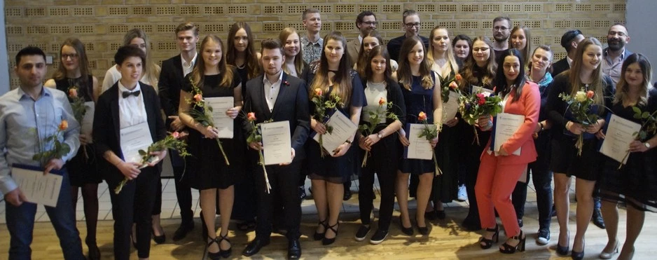 Frisch freigesprochen: Die Azubis des Jahrgangs 2015 aus Hamburg und Schleswig-Holstein.