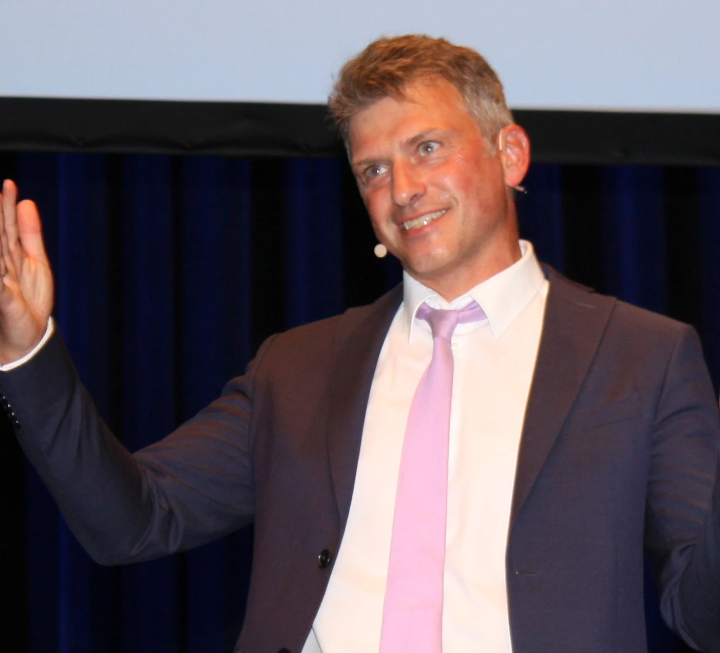 Prof. Dr. Mathias Laudes.