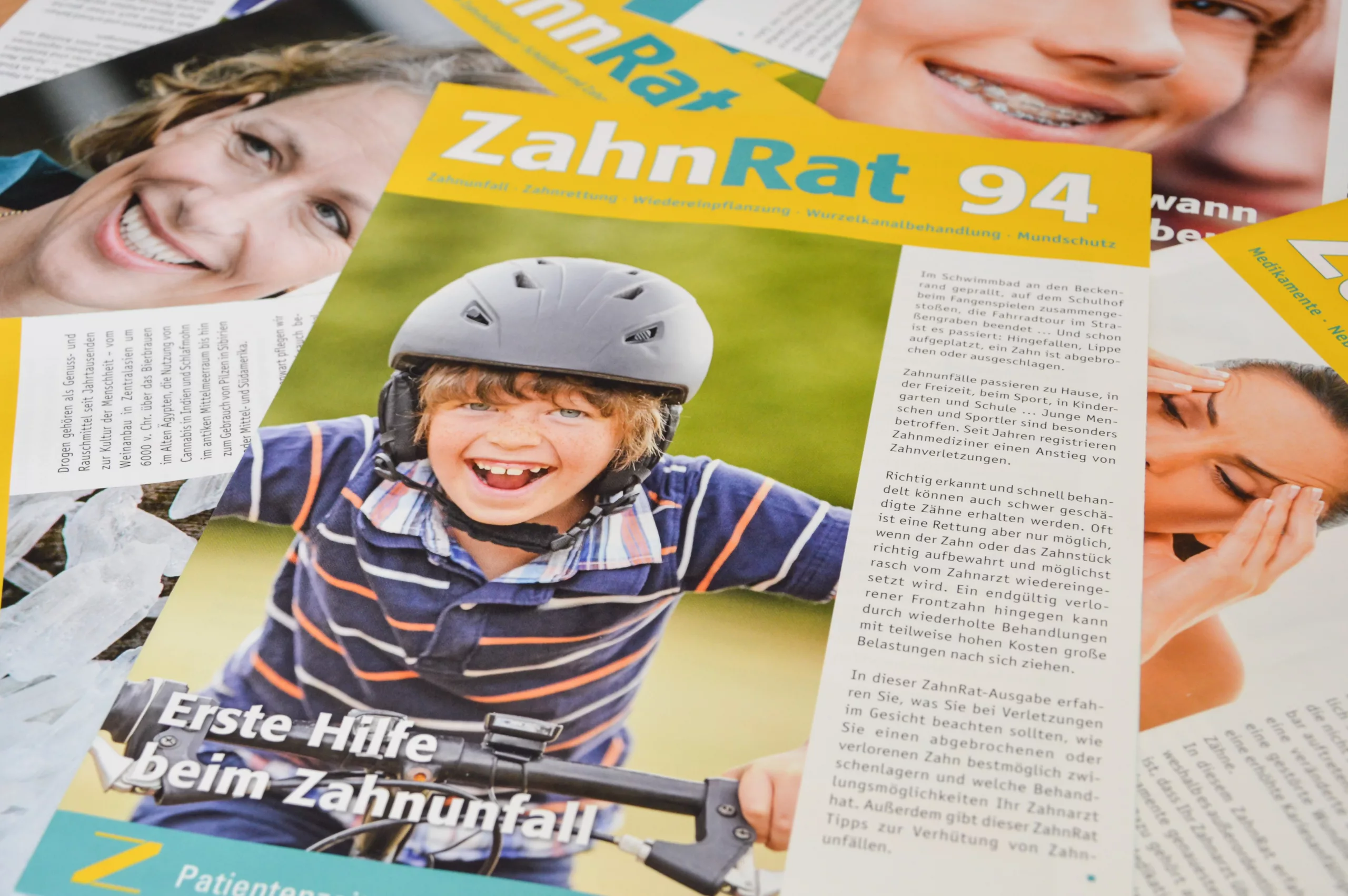 Die neueste Ausgabe der Patientenzeitschrift ZahnRat widmet sich daher dem richtigen Verhalten nach einem Zahnunfall.
