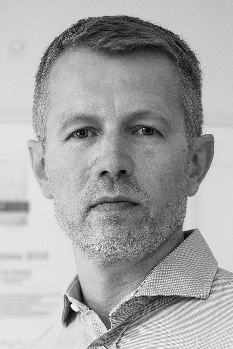 Endodontie-Spezialist Dr. Jens Versümer, Rostock.