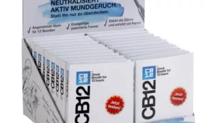 Als CB12-Abopraxis erhalten Zahnärzte Muster und Proben der
patentierten Mundspülung CB12 (z. B. 10 ml-Probendisplay).