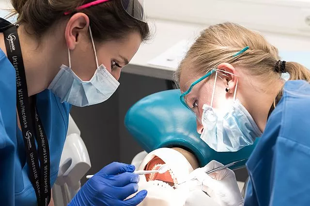 Für ein 2-tägiges Schnupperstudium am 22./23. April können Interessierte sich bis zum 29. Februar 2020 bewerben.