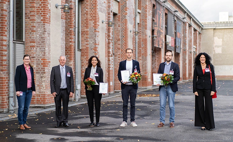 Vergabe der Fördermittel aus dem DGR²Z-Forschungsförderprogramms auf der 35. DGZ-Jahrestagung in Göttingen. V. l.: Prof. Dr. A. Lührs, C. Kasperek, Dr. N. Challakh, Dr. F. Tetschke, Priv.-Doz. Dr. Dr. P. Kanzow (stellvertretend), J. Flöring.