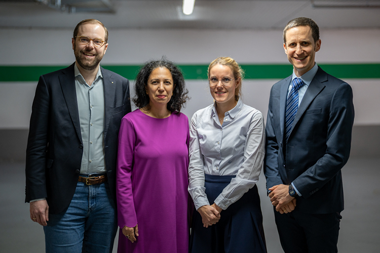 Der neu gewählte Vorstand der dgpzm von links nach rechts: PD Dr. Dr. 
Philipp Kanzow, Prof. Dr. Anahita Jablonski-Momeni, Prof. Dr. Cornelia Frese, 
Dr. Benedikt Luka.