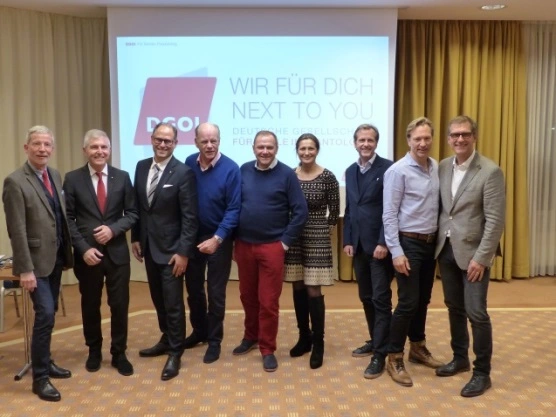 Der Vorstand der DGOI für die kommenden vier Jahre: Dr. Kay Pehrsson, Vorstand, 
Prof. Dr. Fred Bergmann, Past-Präsident, 
Prof. Dr. Daniel Grubeanu, Präsident, 
Prof. Dr. Georg-H. Nentwig, Vizepräsident, die Beisitzer Dr. Georg Bayer, Dr. Henriette Lerner, Uli Hauschild, Dr. Jan Klenke und Dr. Sven Görrissen, MSc., Vorstand. Es fehlen Prof. Dr. Dr. Ralf Smeets und Dr. Paul Weigl.