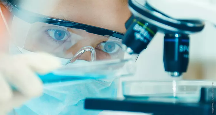 Der dgpzm-elmex® Wissenschaftsfonds stellt Mittel für Forschungsprojekte aus der Präventivzahnmedizin zur Verfügung.