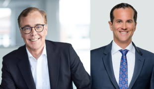 Links Jörg Matheis (Geschäftsführer PVS Westfalen-Nord) und rechts Björn Clüsserath (Geschäftsführer mediserv Bank).