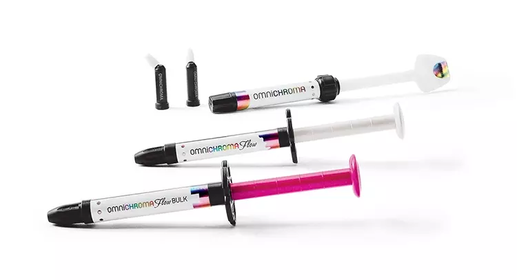 Abb. 3: Die Struktur liegt in der Familie: Die Komposite der OMNICHROMA-Linie erzeugen Farbe durch ihre Mikrostruktur und verzichten dabei gänzlich auf Pigmente.