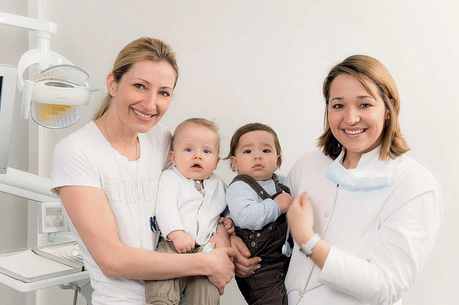 Ob angestellt oder selbständig: Wenn sich Nachwuchs ankündigt, stellen sich den werdenden Müttern und Vätern viele Fragen. Damit sollten sie, so Dentista, in ihren zuständigen Körperschaften sachkundige Informationen zu den allgemeinen Aspekten erha