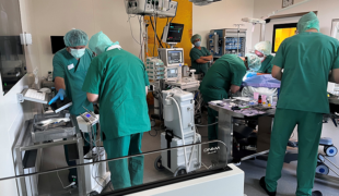 Die ersten zahnmedizinischen Eingriffe im neuen Operationszentrum LichtHafen sind erfolgt.