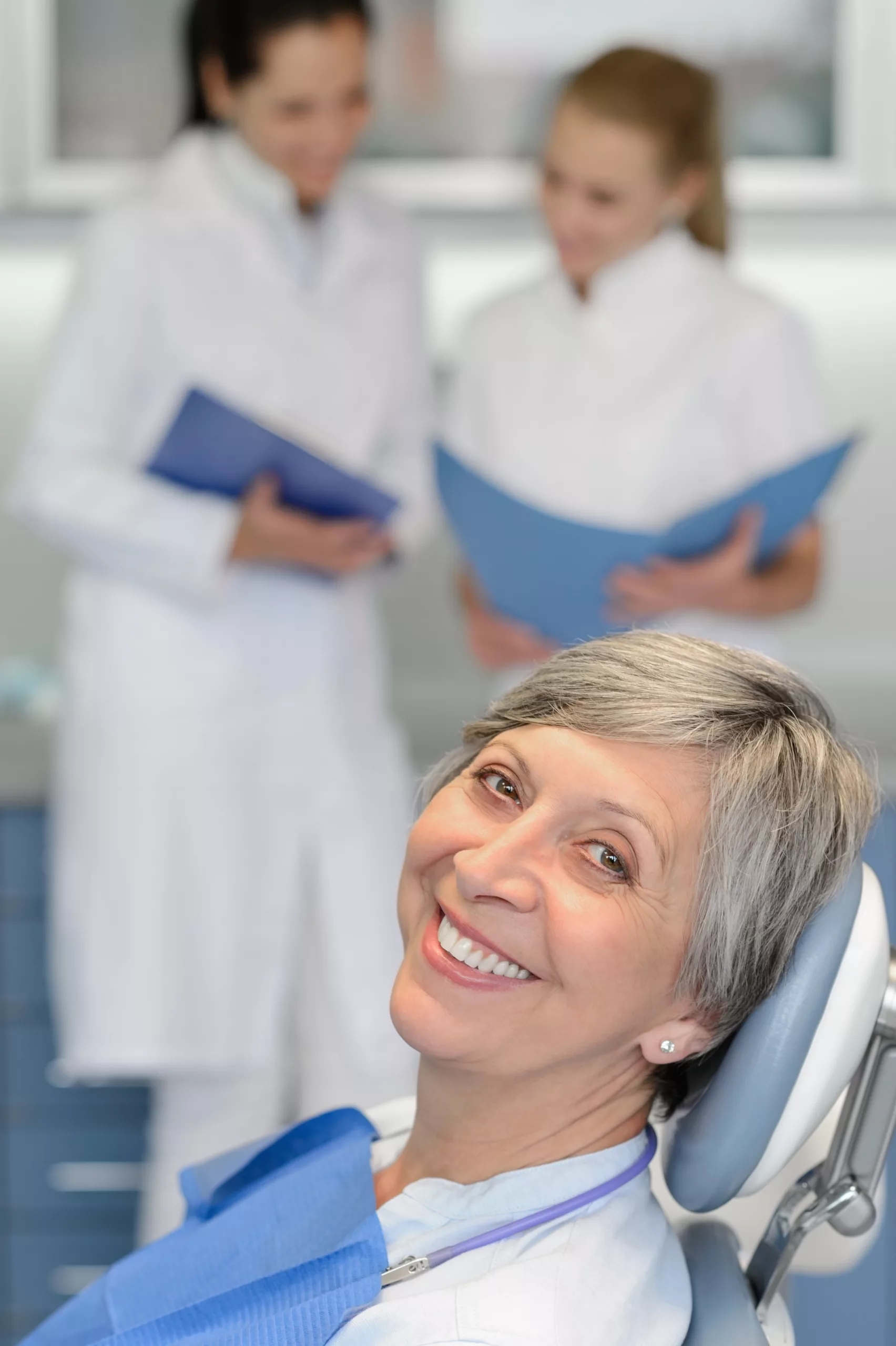 Der langfristige Erhalt der Mundgesundheit ist essenziell.