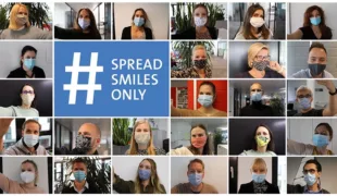 Selfie posten unter #straumanngroup & #spreadsmilesonly auf Ihrem Instagram-Kanal.