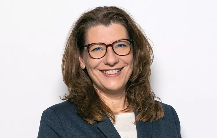 Dr. Ricarda Jansen, Director Dental Implant Systems bei Zeramex.